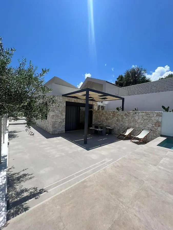 Myrtia Villas III Anomeriá